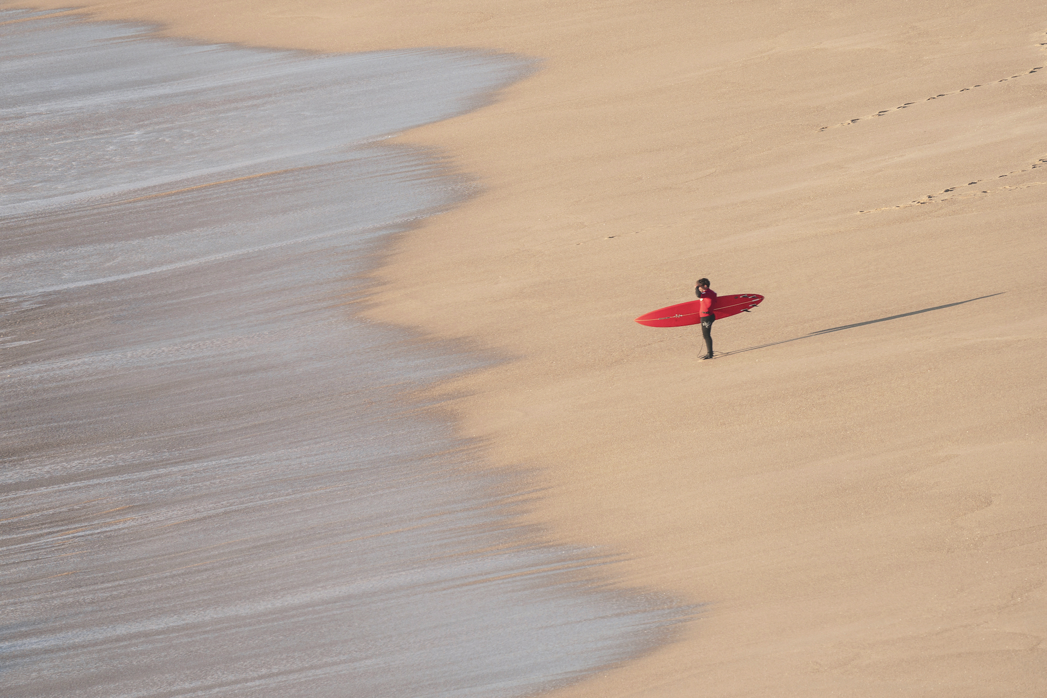 Red surfer - Artwork