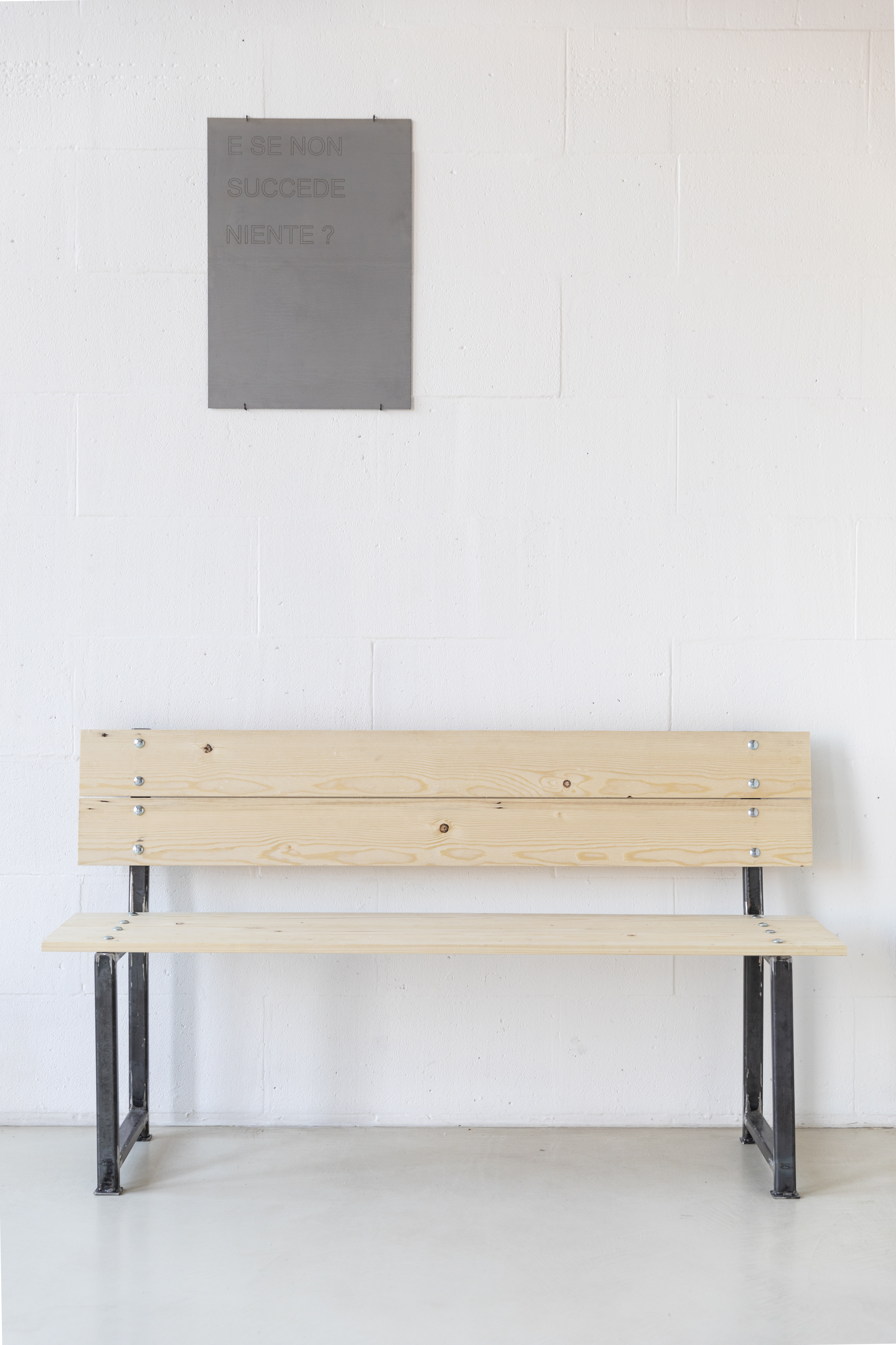 E SE NON SUCCEDE NIENTE? - Artwork