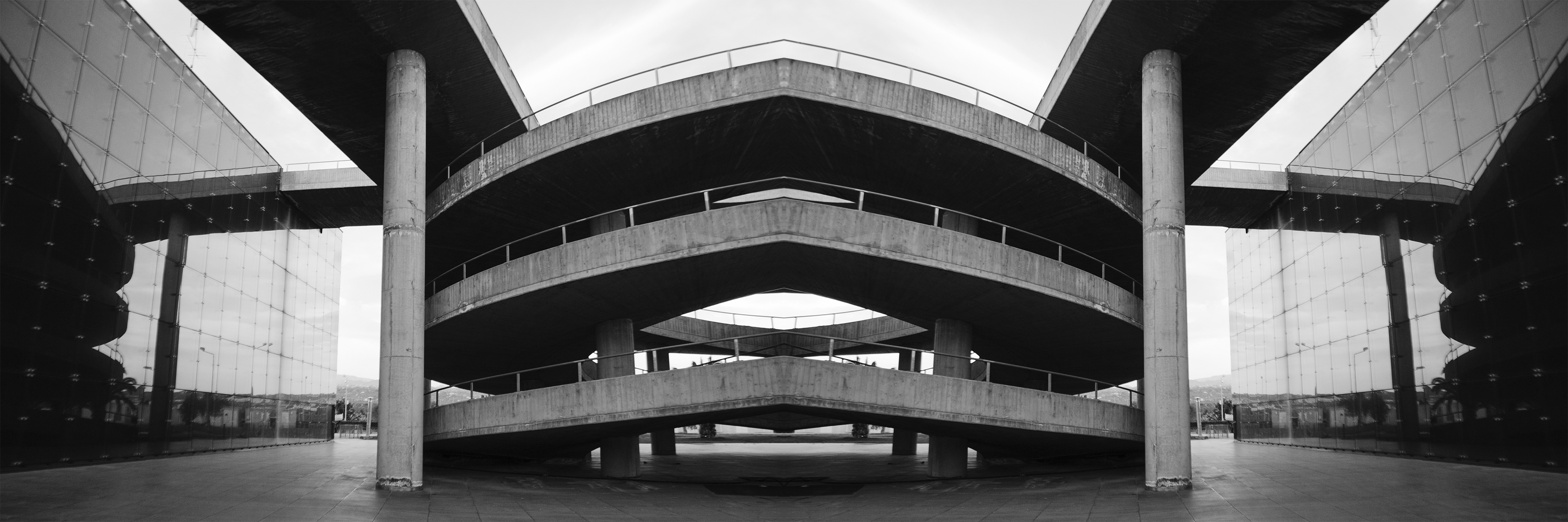 Viaggio nei non luoghi - Artwork