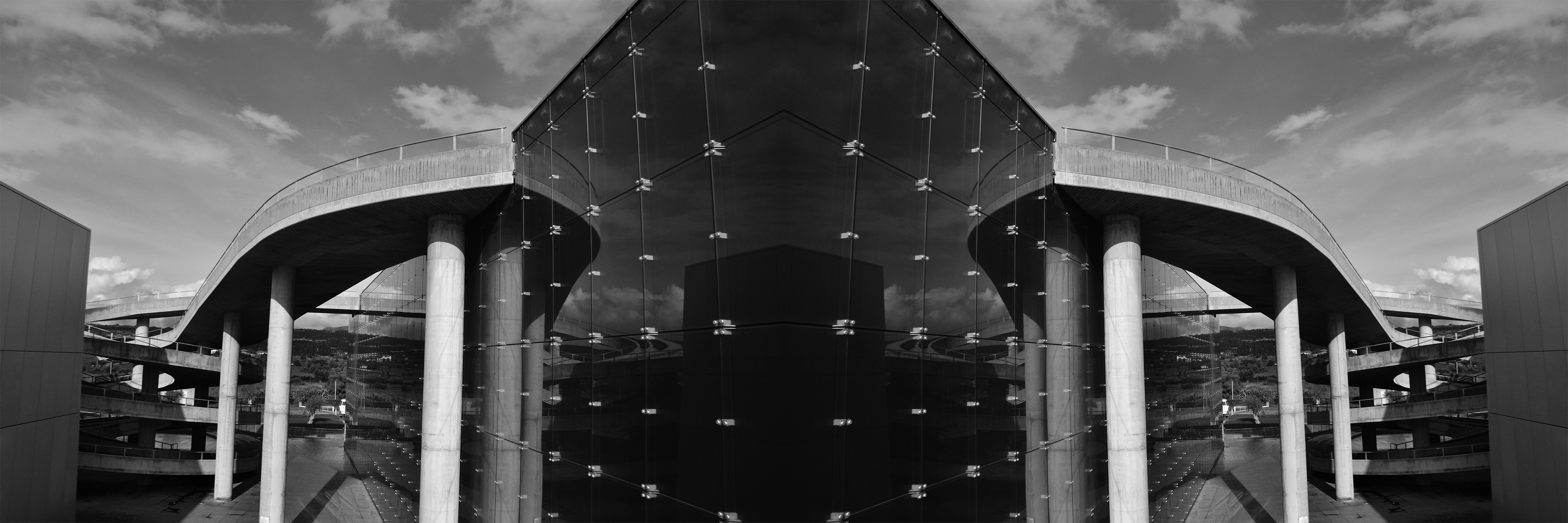 Viaggio nei non luoghi - Artwork