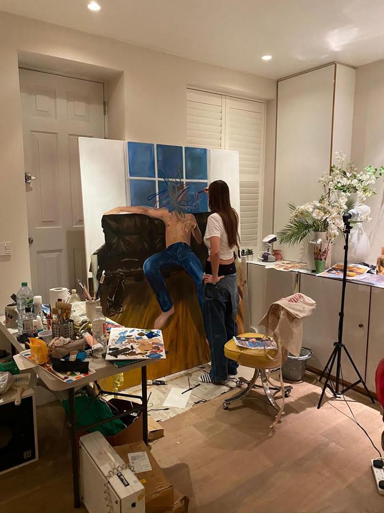 ALAIA DE SANTIS - Artist