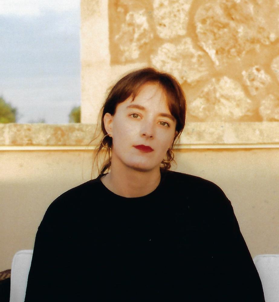 Olivia Bouzyk - Artist